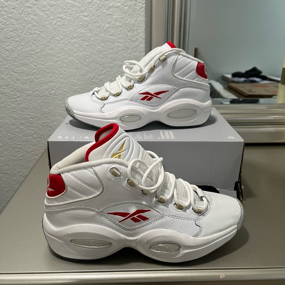 Question Mid Basketball Shoes Mens Size 9 No box Brand New never worn no tags